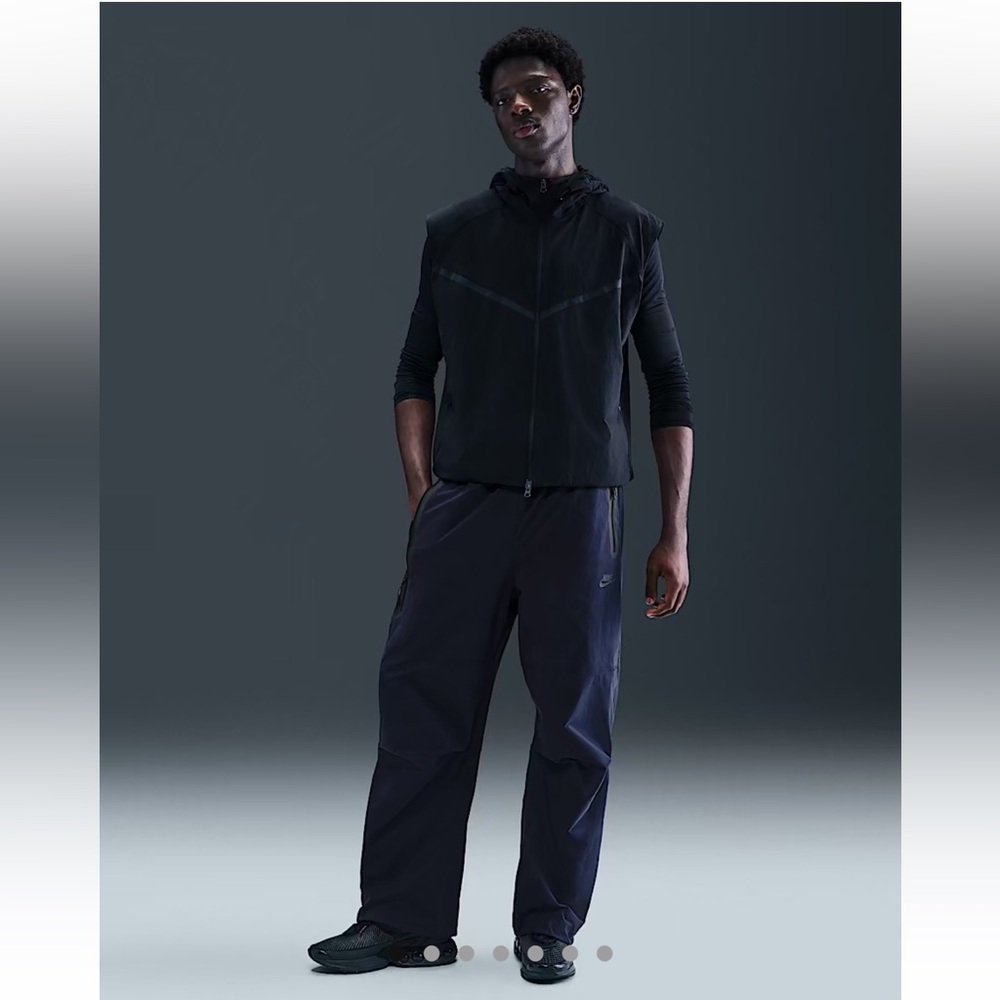 NEW Nike Tech Men's Oversized Fit
Straight Leg
Stacked
Length Sz Large